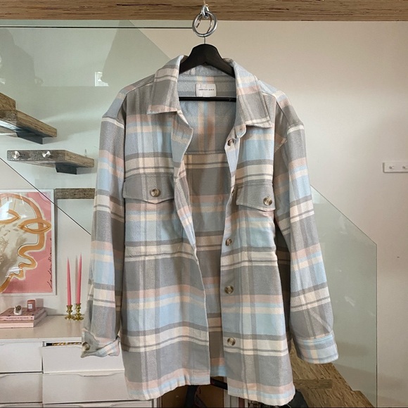 Lightweight Pastel Plaid Flannel Like New - Picture 1 of 3